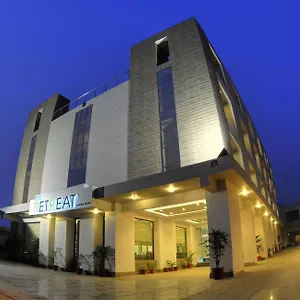 the-retreat-agra.agrahotelsindia.net/