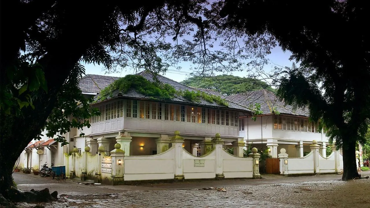 Hotel Neemrana'S- Tower House Kochi